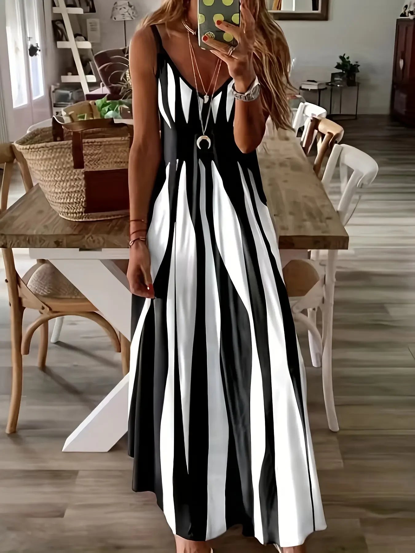 Targeted printed spring/summer new V-neck long dress